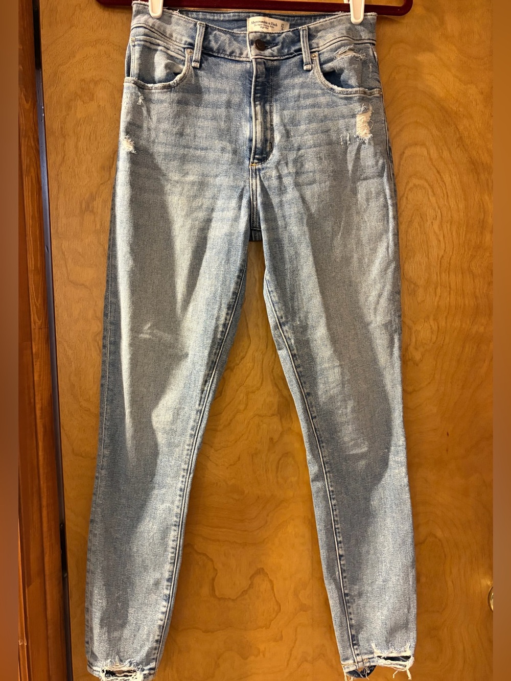 Light Wash Women’s Distressed High Rise Super Skinny Ankle Jeans